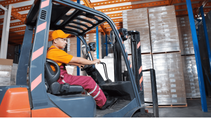 Водій навантажувача (фронтальний)