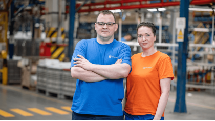 Працівник на виробництві Electrolux