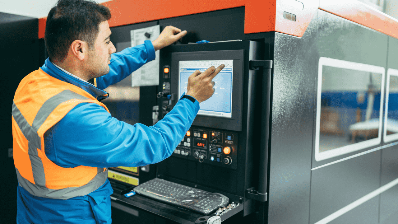 Зварювальники/оператори CNC/електромонтери на виробництві електрощитів та електрошаф