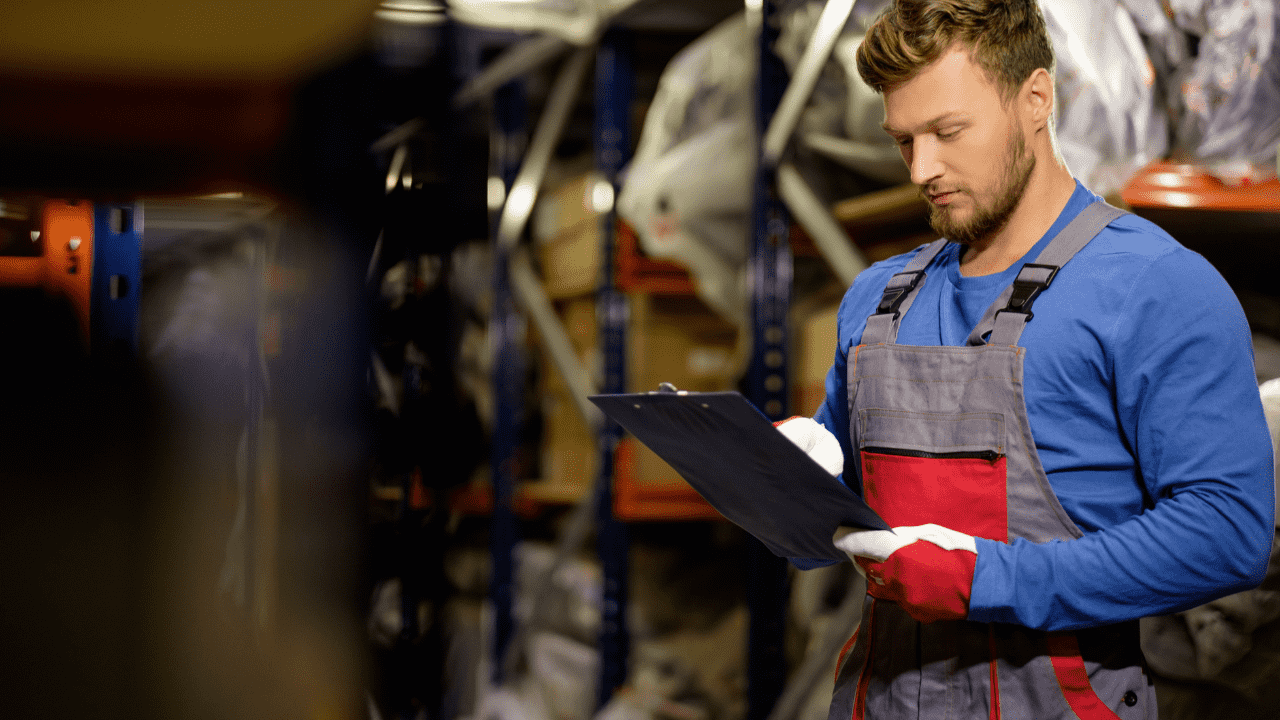 Працівник складу (меблевий) GEODIS